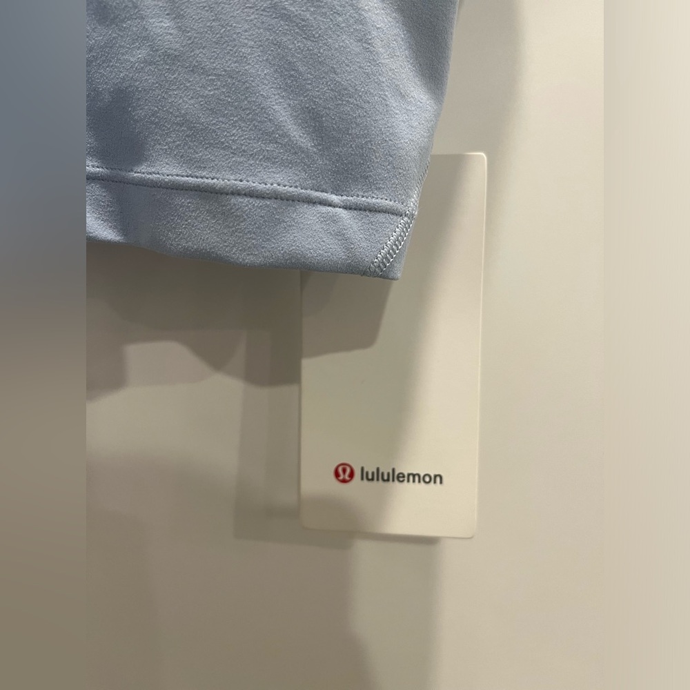 NWT Lululemon Align Top - Picture 8 of 9